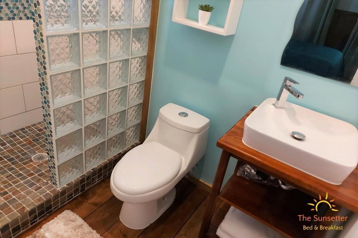 The Sunsetter Bed & Breakfast Bocas Town Luaran gambar