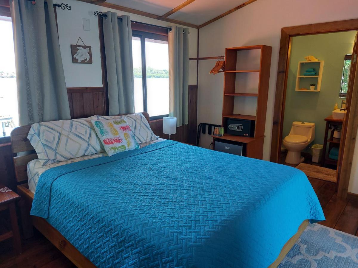 The Sunsetter Bed & Breakfast Bocas Town Luaran gambar